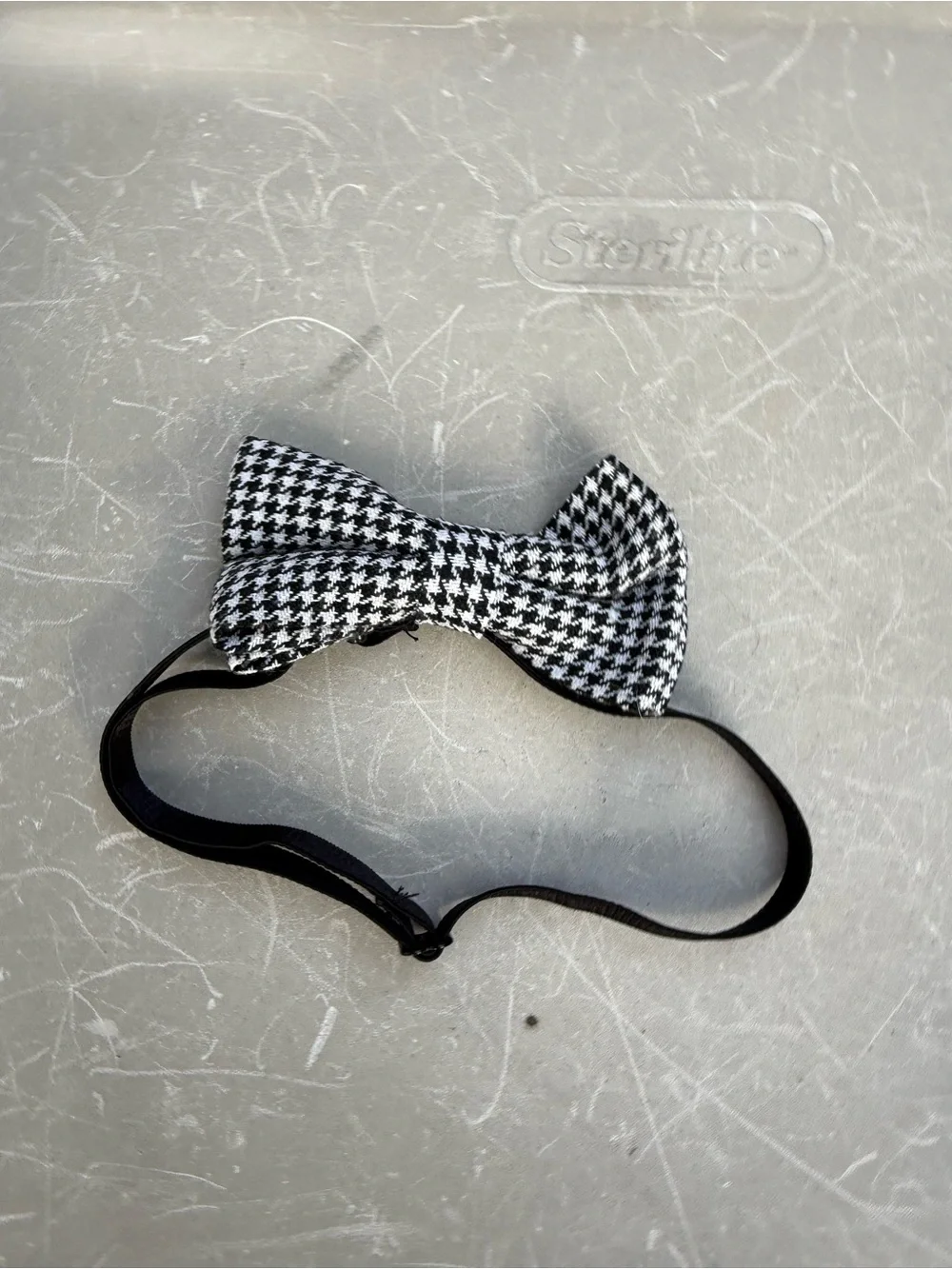Kids Houndstooth Bow Headband - Black & White